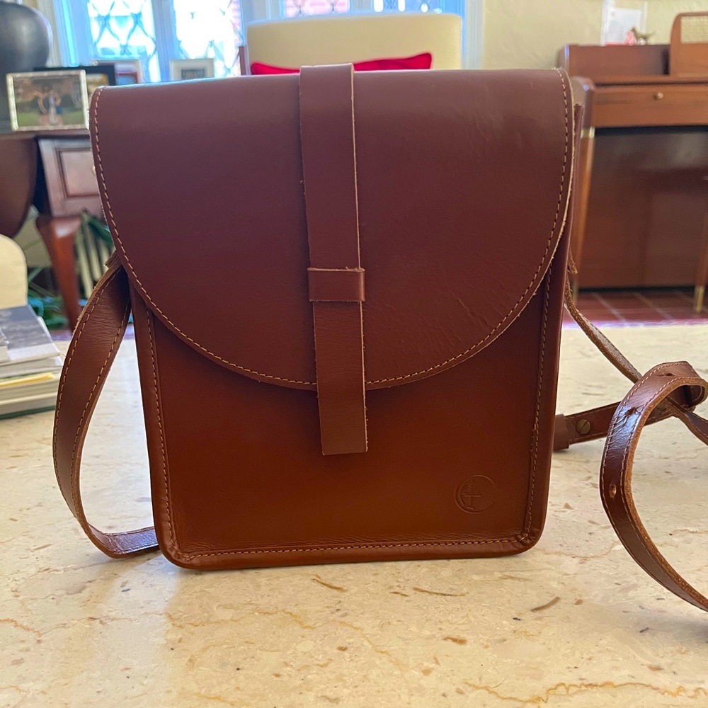 Boutique Brown Leather shoulder or cross body bag